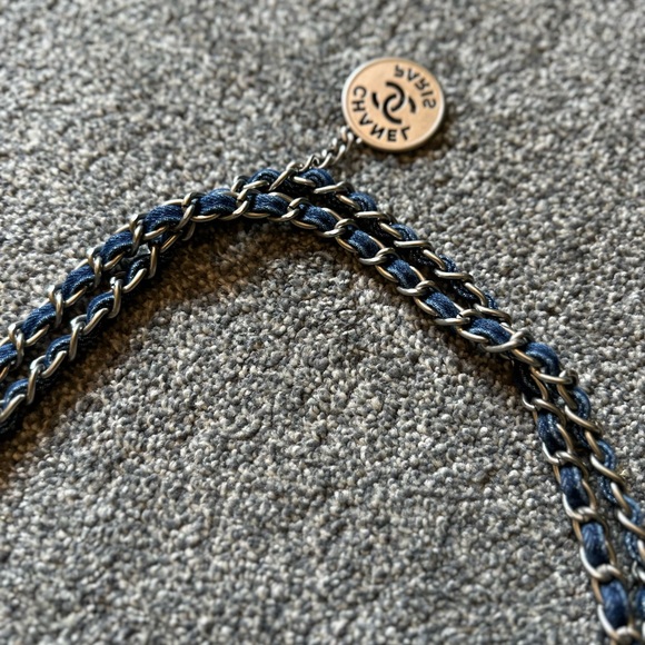 Chanel Blue Denim Drawstring 22 Bag Shoulder Bag - Picture 13 of 16